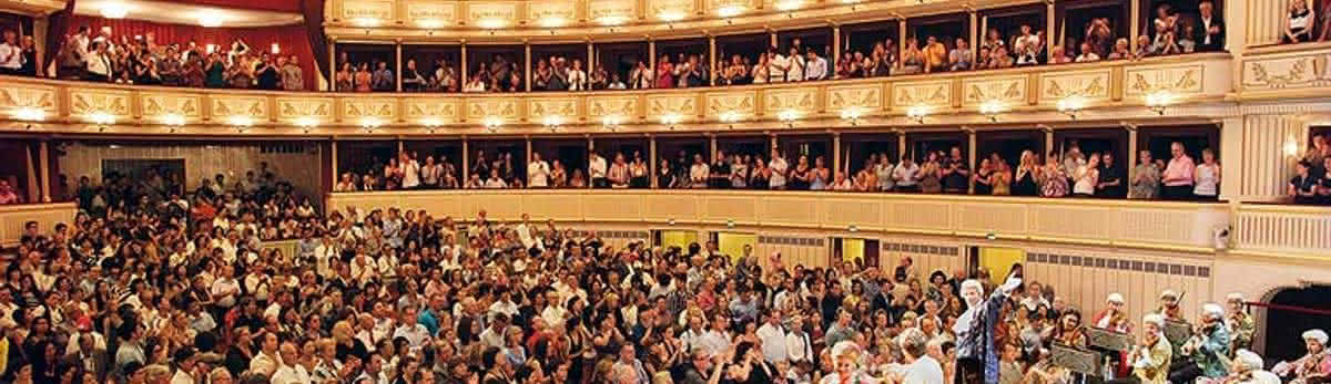 Ein Abend Mit Mozart Konzert Dinner In Der Wiener Staatsoper