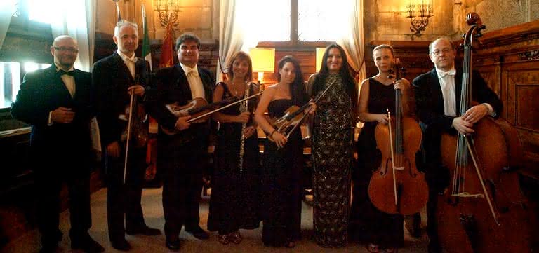 Opera Singers in Venice: Rossini, Verdi, Mozart